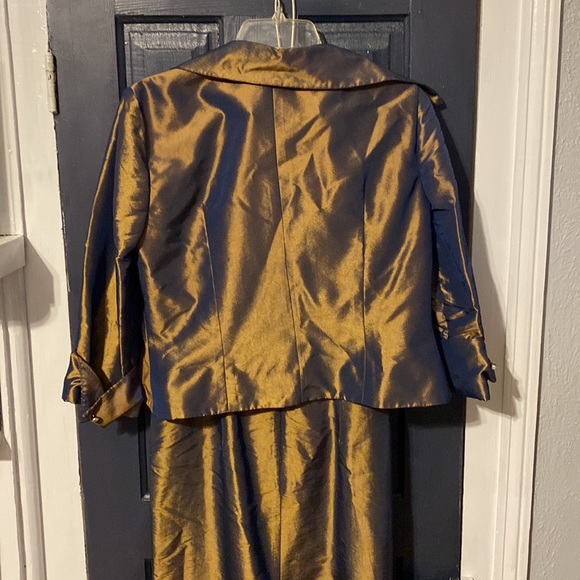 Cachet shinny brown dress - Picture 6 of 7